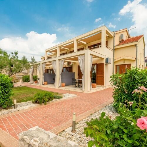 Apartments Bosko Nin  3