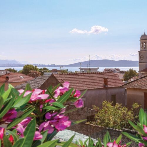 Apartments Slavko with terrace : Kastel Stari  2