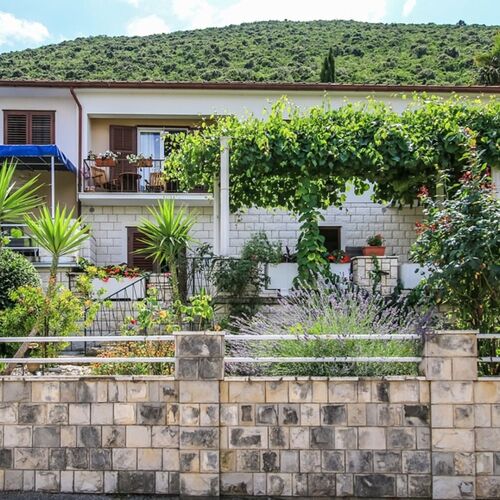 Apartments Ivana Trpanj  2