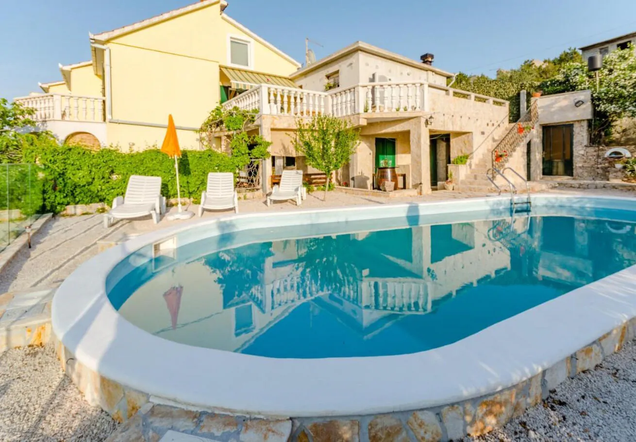 Apartment Ljubo Trogir