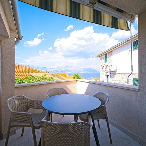 Apartment Afitojen Postira
