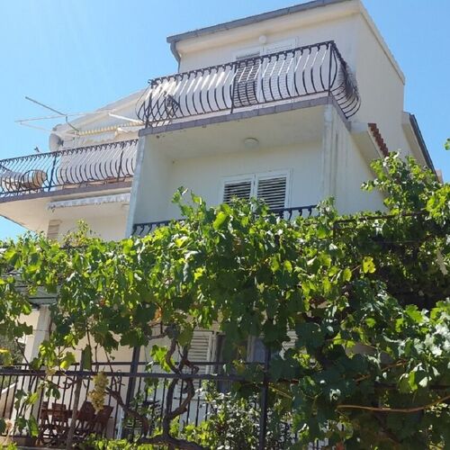 Apartments Nina Seget Vranjica  2