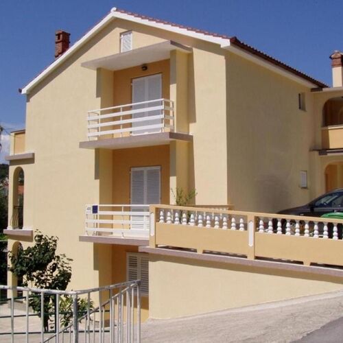 Apartments BePa Lopar  2