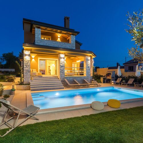 Villa Mikela s predivnim pogledom Vizinada