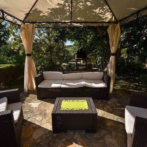Apartments and Rooms Frane Palit  4