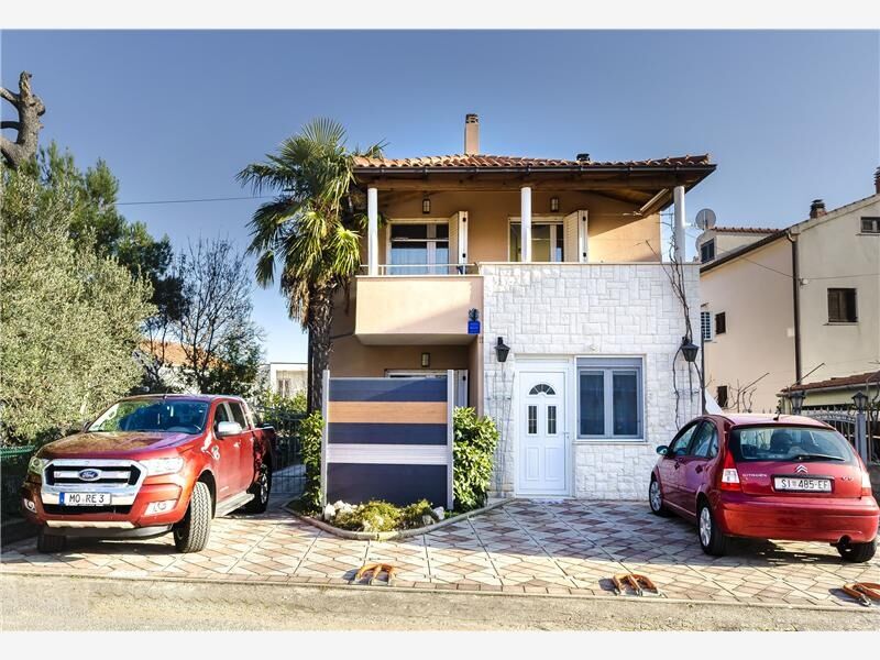 Apartmani Adelle Srima