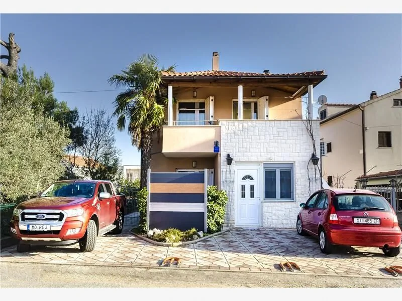 Apartmani Adelle Srima