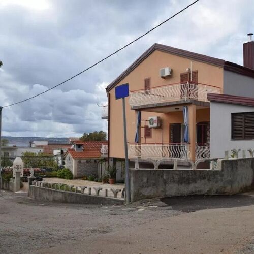 Apartments and Rooms Mirja Starigrad Paklenica  4