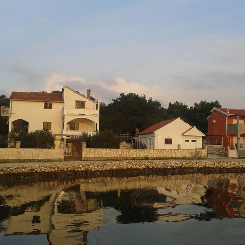 Apartments Ivo Veli Rat  2
