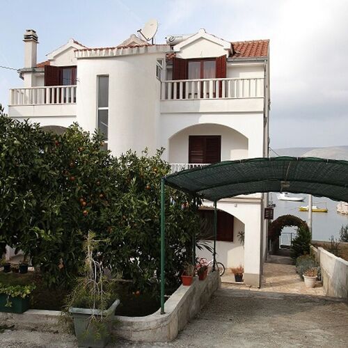 Apartments Antonia Okrug Gornji  4