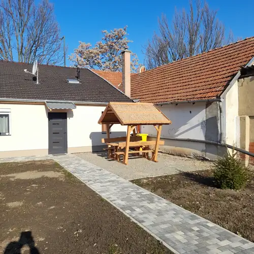 BB64 Apartmanház Békéscsaba 006 kép