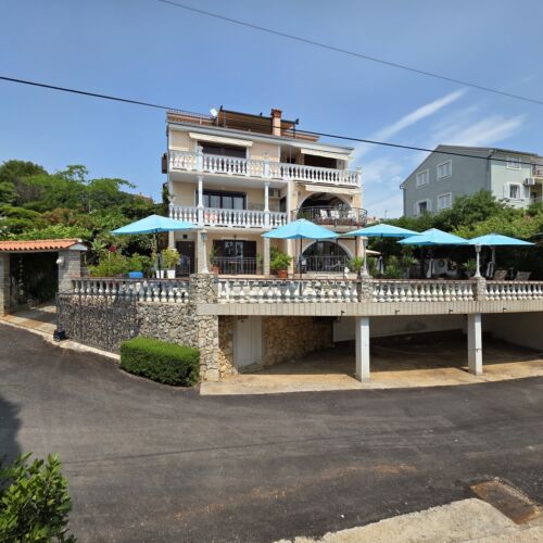 Vera Novi Apartmani - Novi Vinodolski ★★★★ 3