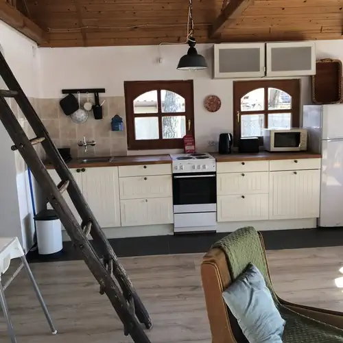 Seara Üdülőház Pázmánd 012 kép