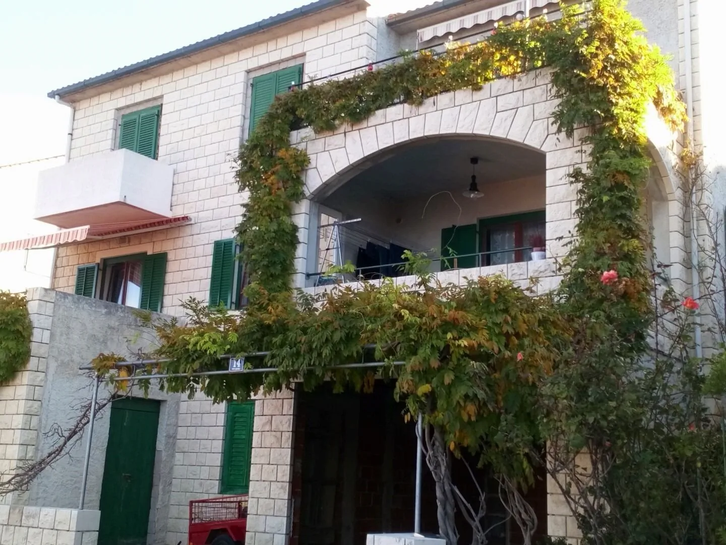Apartment Miljana Postira