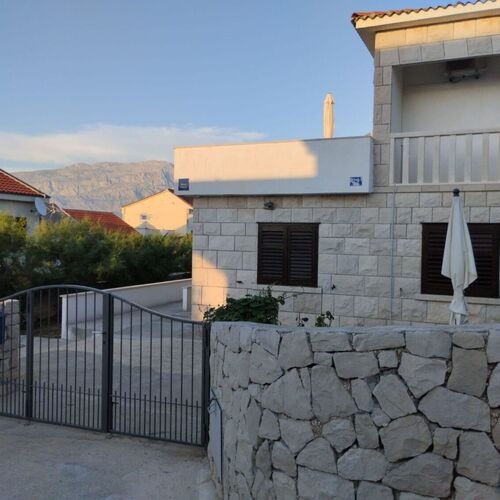 Apartments Rajko Povlja