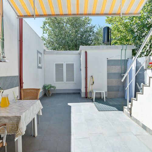 Apartment Tom Starigrad Paklenica