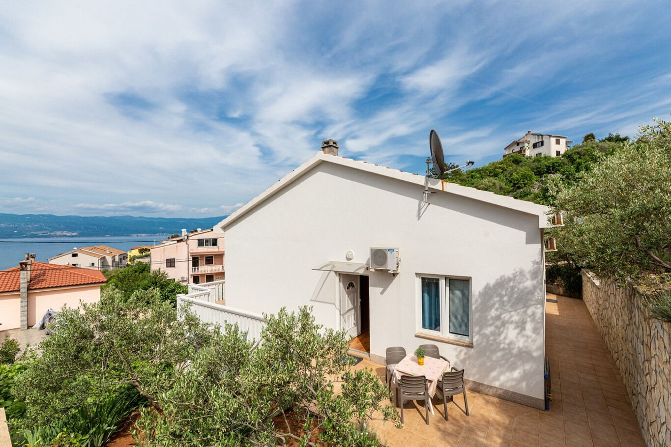 Apartments Juri Vrbnik