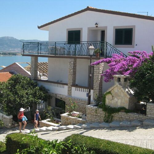 Apartments Anda Trogir