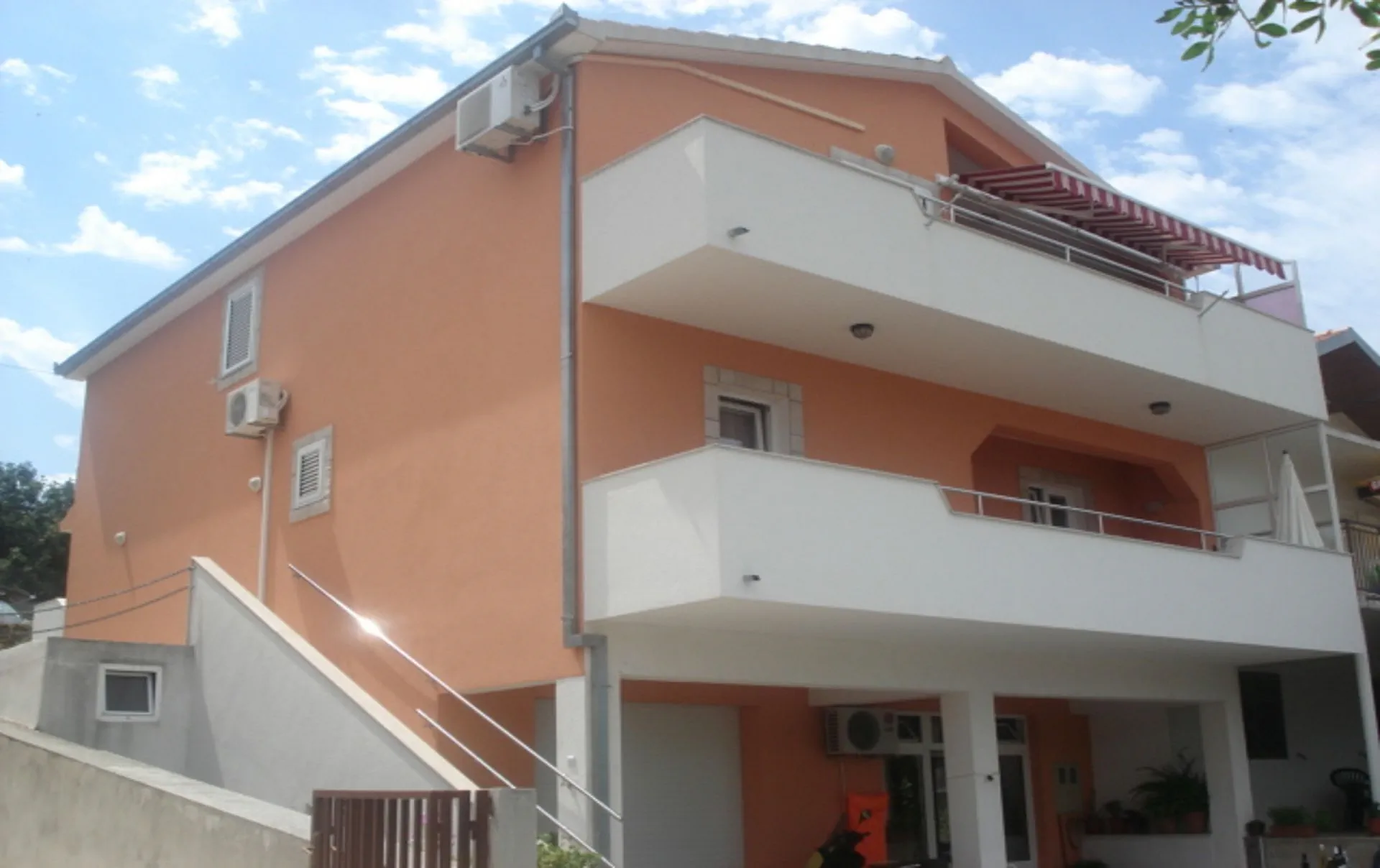 Apartments Ante Seget Vranjica II III