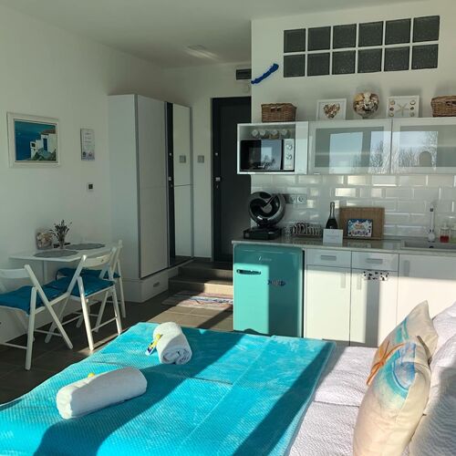 SunRoz Apartman Alsóörs ★★★ 3