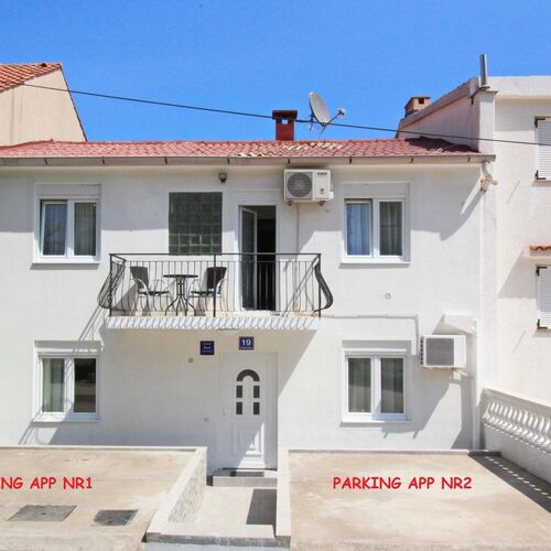 Apartments Rozanda Zarok Baška