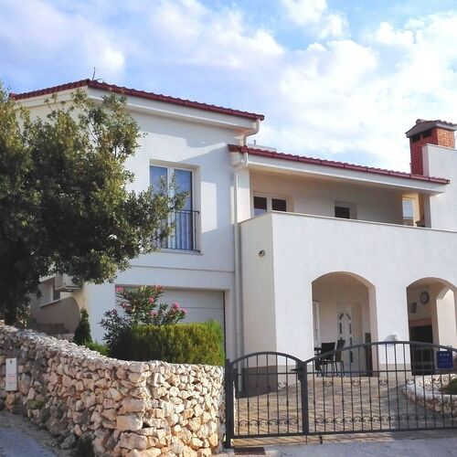 Apartments Tih Sevid