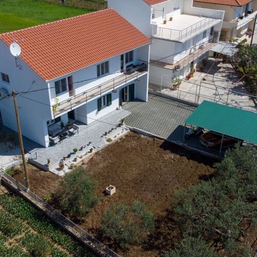 Apartments Kati Seget Donji  3