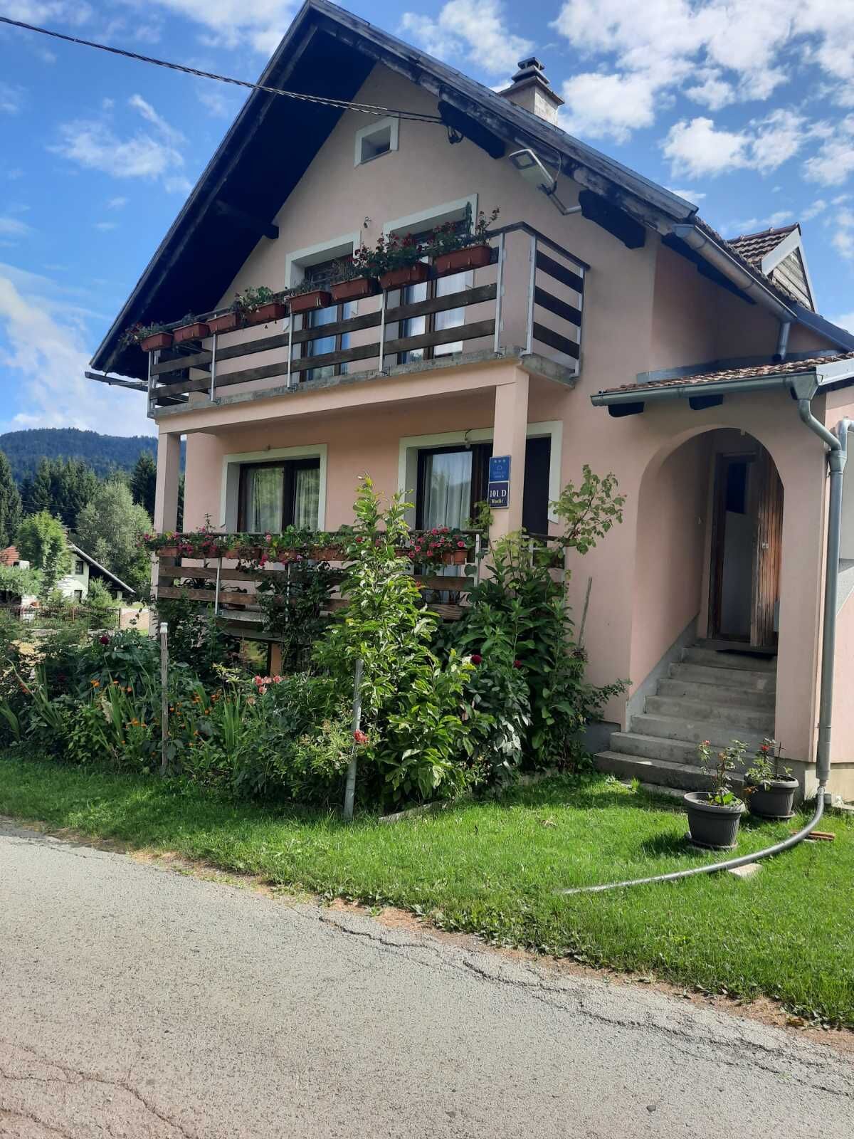 House Šumska Idila Jasenak