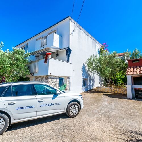 Apartment Jadranka Supetar  2