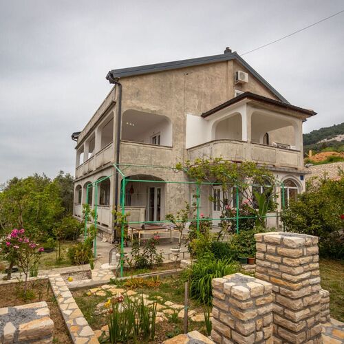 Apartments Nada Banjol II  4