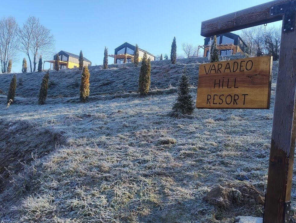 Vila Varadeo Hill Resort Şuncuiuş