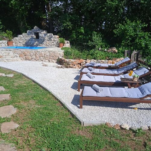 House Mali dvori Krivodol