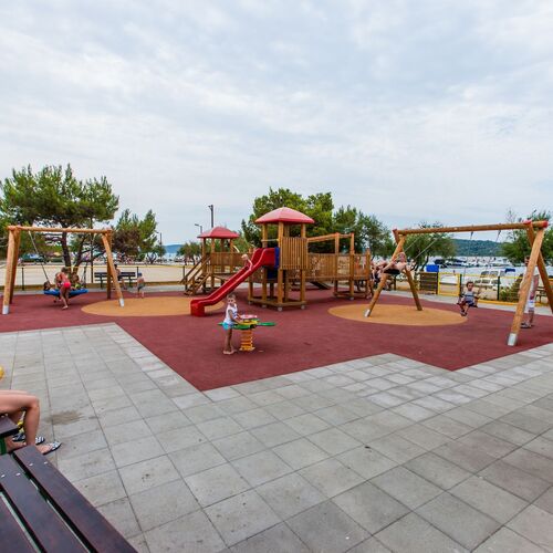 Apartments Beachfront Srima  3