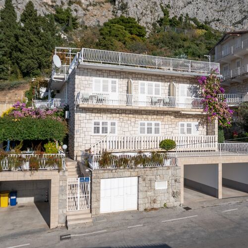 Apartment Ivana Omis II III  2