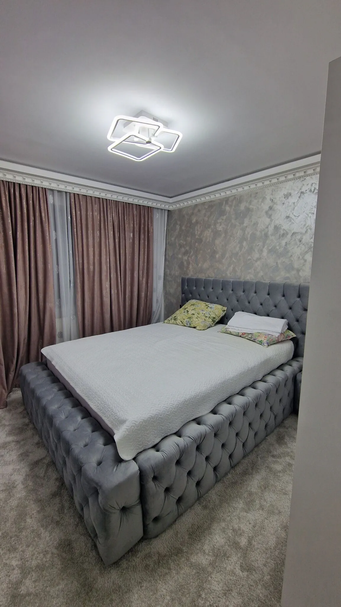 Laura House Simeria
