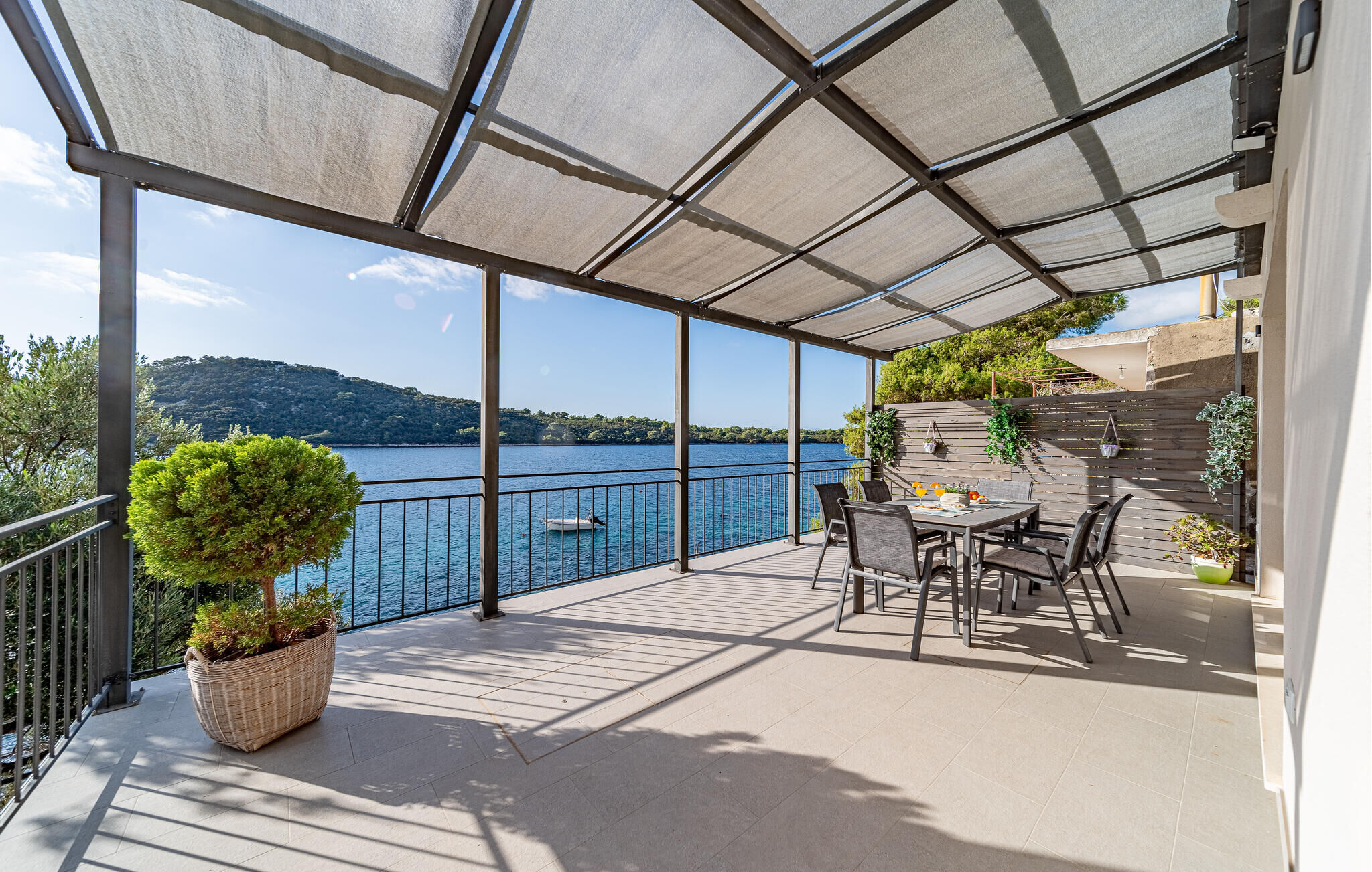 Vendégház Karbuni - CDS890