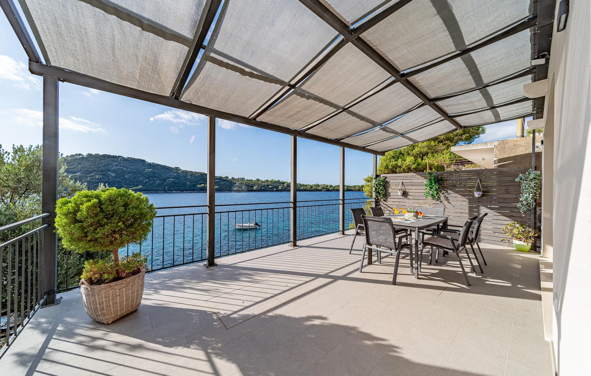 Vendégház Karbuni - CDS890