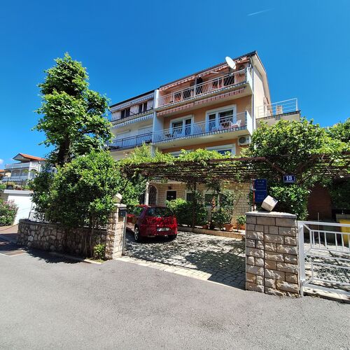 Apartments Domino Selce