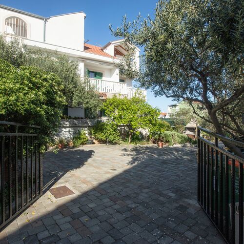 Apartmanok Parkolóhellyel Pirovac, Sibenik - 22567 Pirovac  3