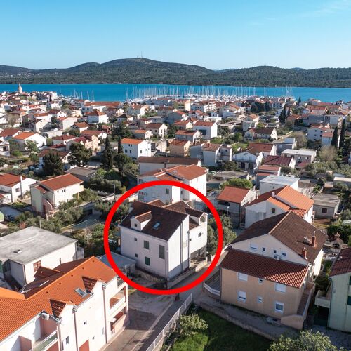 Apartmanok Parkolóhellyel Pirovac, Sibenik - 22567 Pirovac