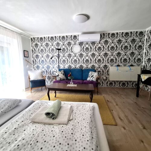 Napvirág Magánszállás Balatonakarattya  2