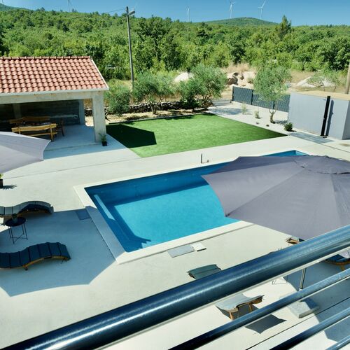 Apartment Mario - with pool Primorski Dolac