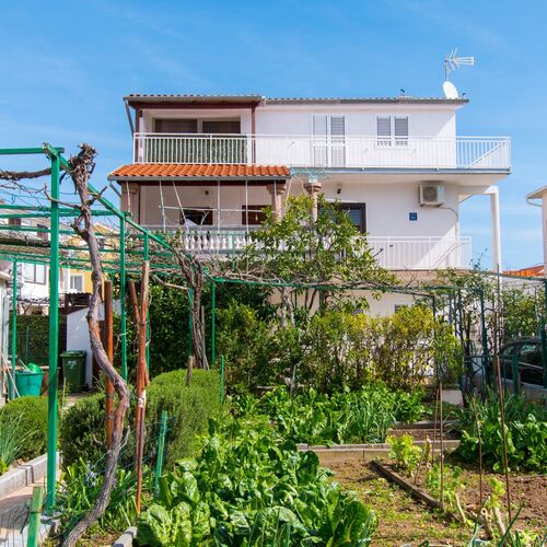 Apartments Neve Vodice  4