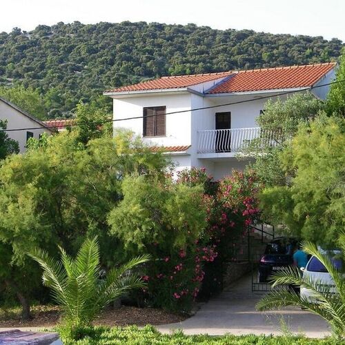 Apartments Fran Vinisce  2