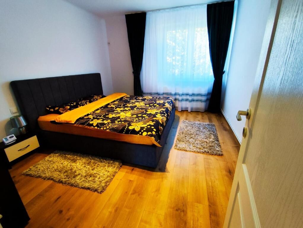 Flamingo Apartment Sibiu