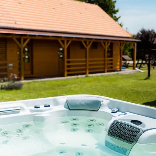 Borostyán Apartman Szigetbecse 004 kép