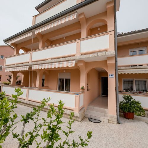 Apartments Mar Palit  4