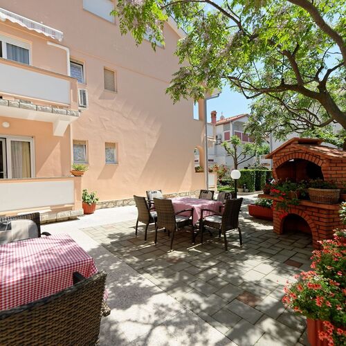 Apartments Mar Palit  3
