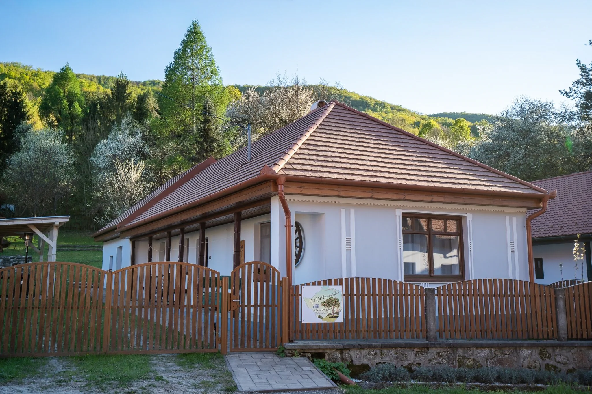 Kiskörtés Vendégház Háromhuta