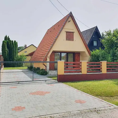 Sándor Nyaraló Balatonmáriafürdő 010 kép